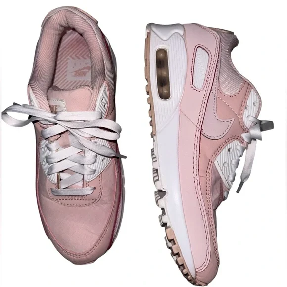Nike Women’s Air Max 90 ‘Barely Rose’ - Picture 1 of 11